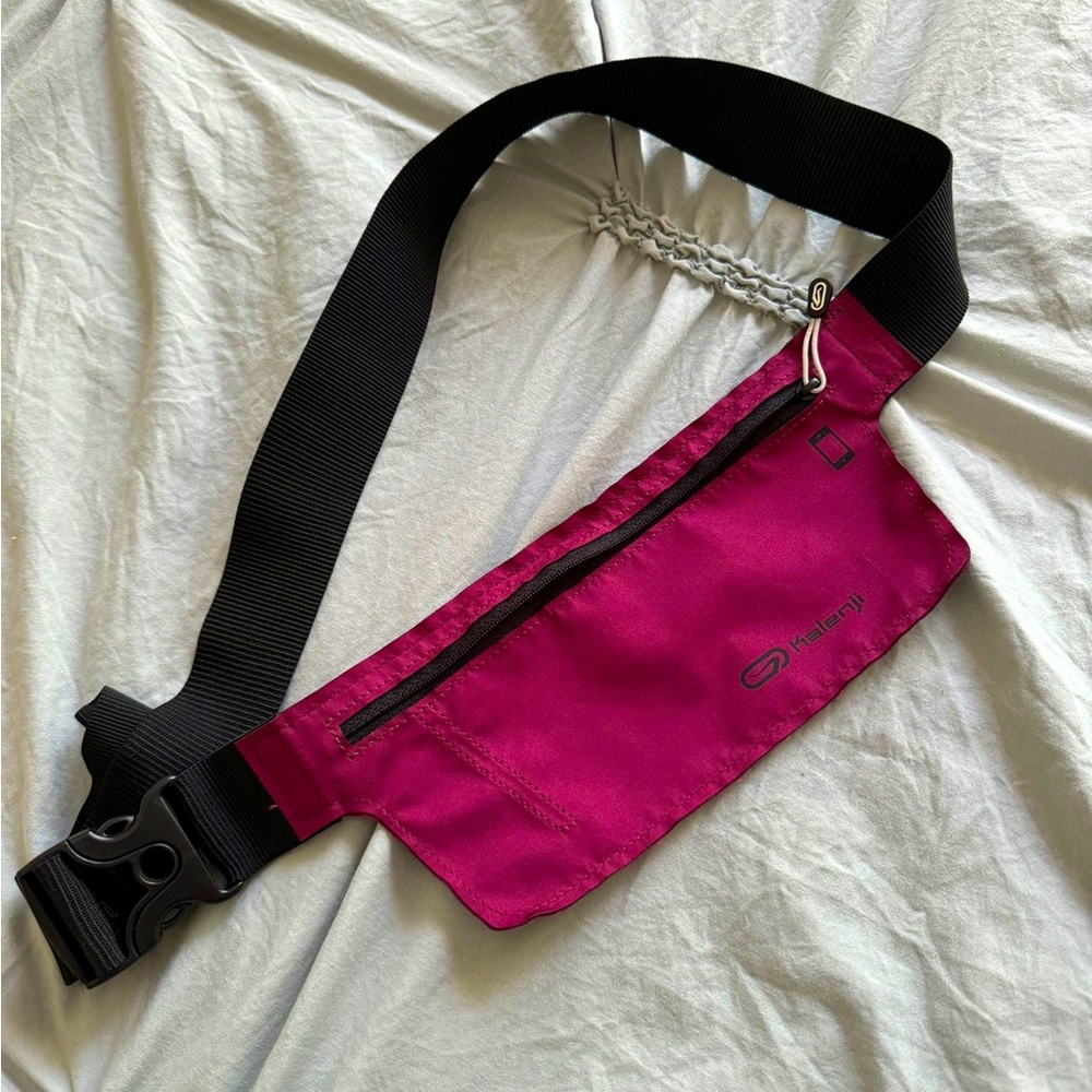 MONEY BELT